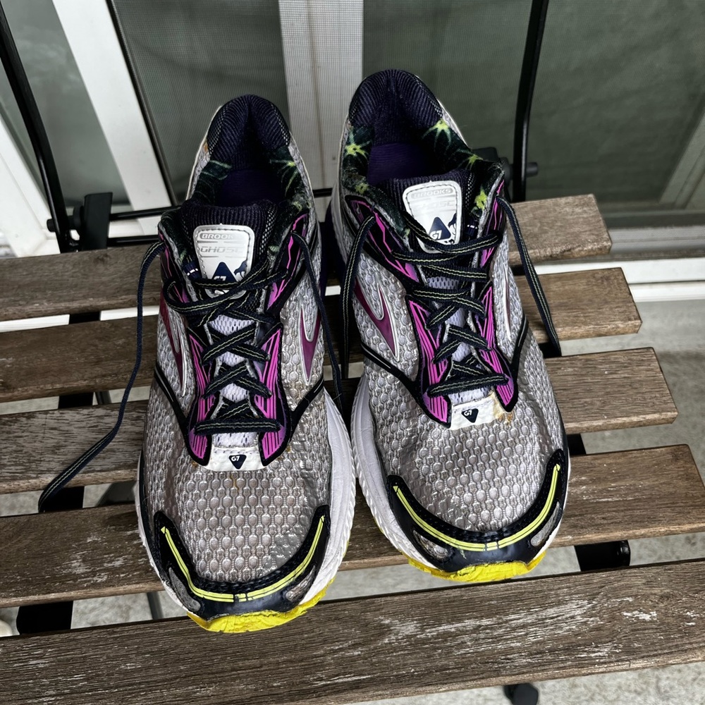 Brooks Ghost G7 in size 8.5 Women’s Running Shoe